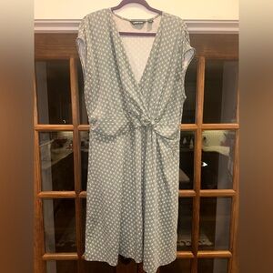 Lands End Size 2X VNeck Sleeveless‎ Ruched Waist Green Pattern